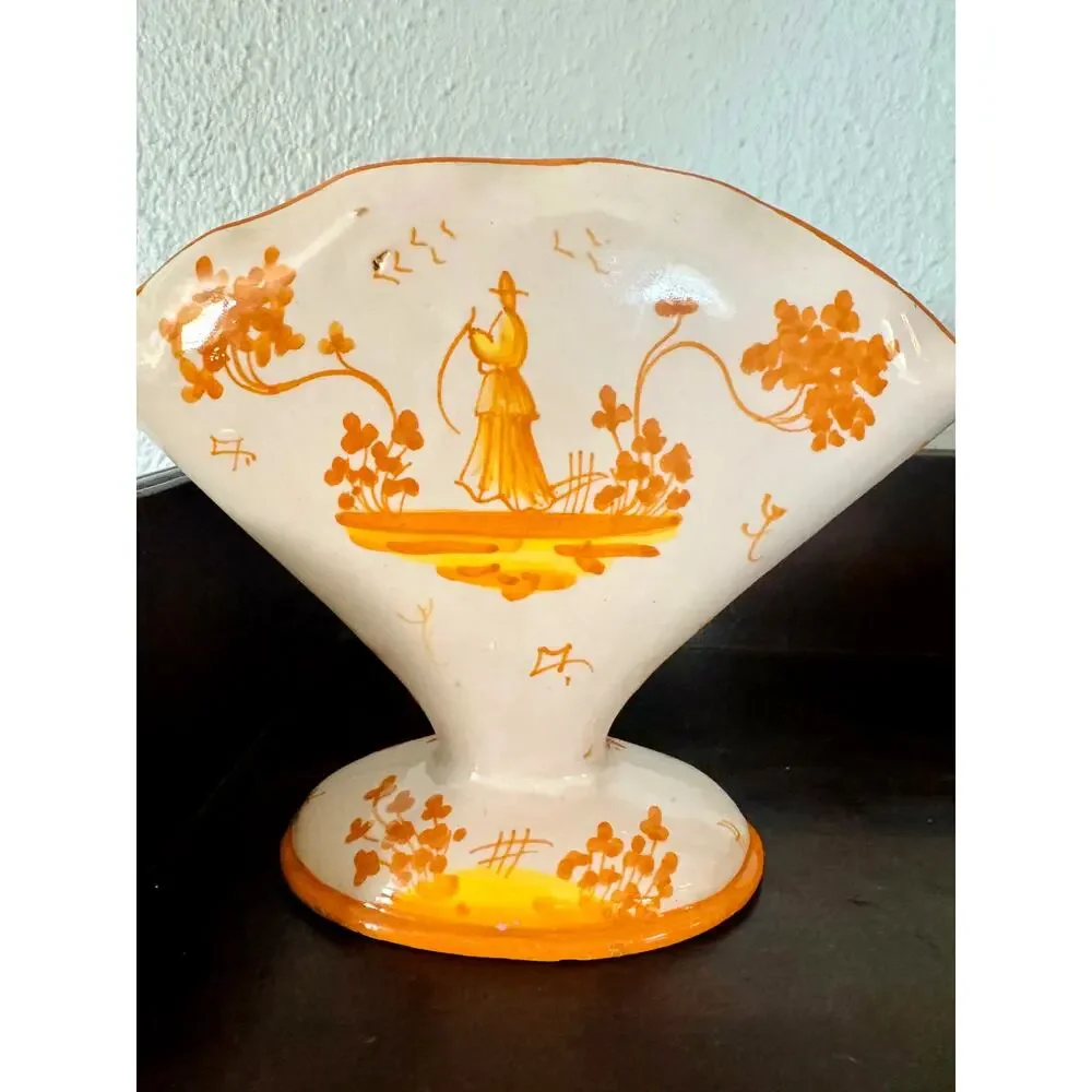 Pair of 1970s Antico Fiorentino Italian Fan Vases